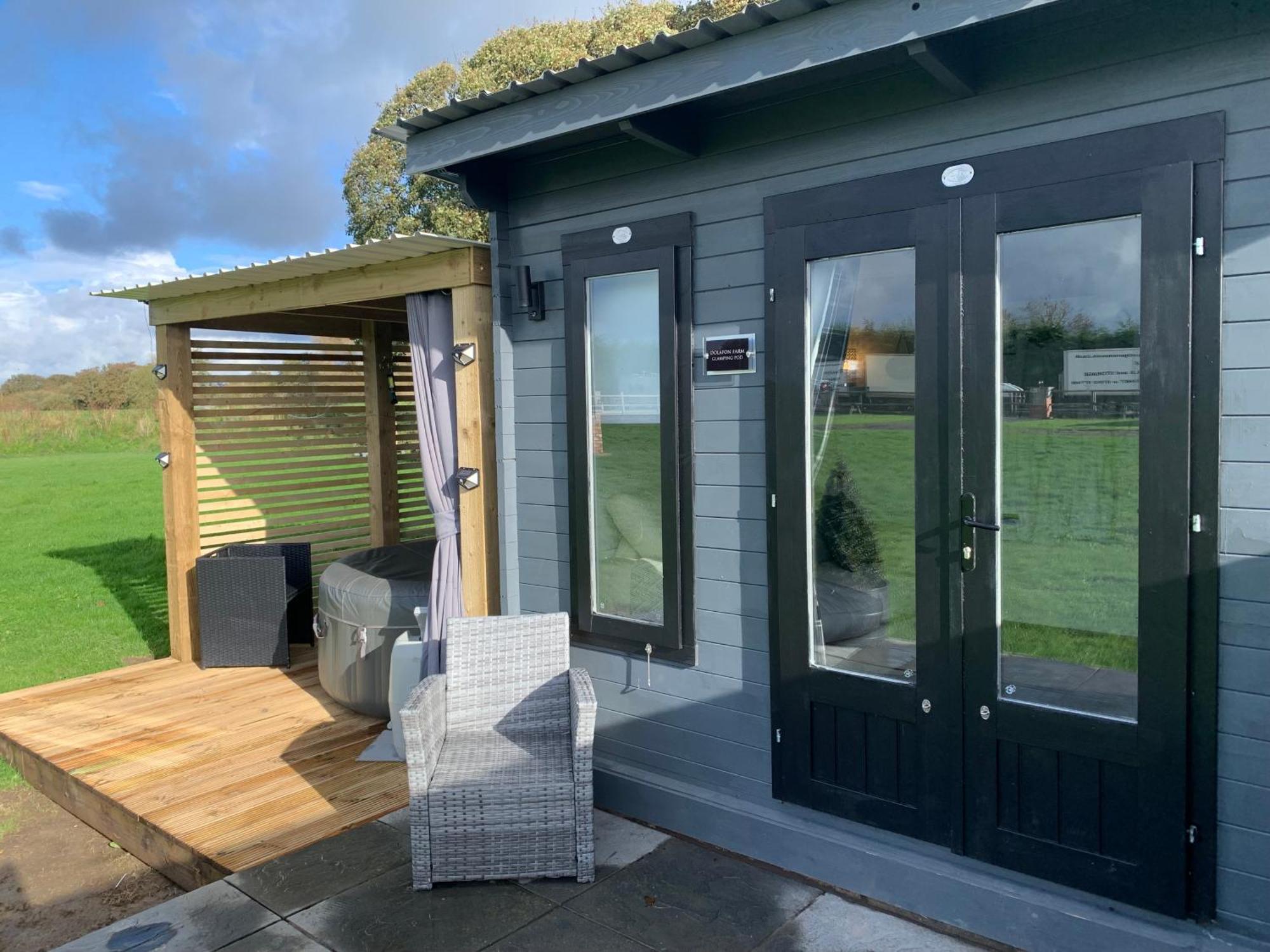Dolafon Farm Luxury Glamping Cabin With Hot Tub St Asaph Kültér fotó